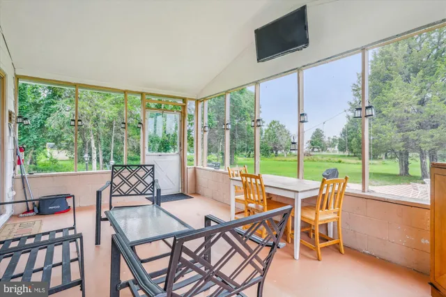 $284,999 | 36557 Irving Drive, Bushwood, MD 20618