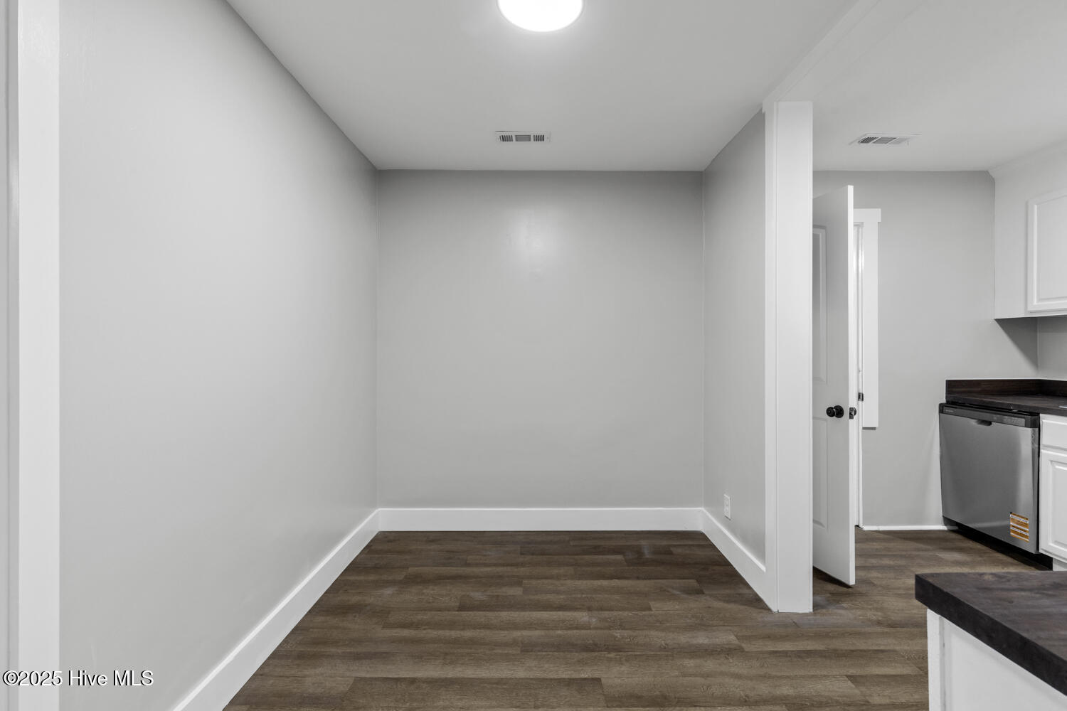 11 Glendale Road Jacksonville, NC 28540 - Photo 10 of 29 glendale-10