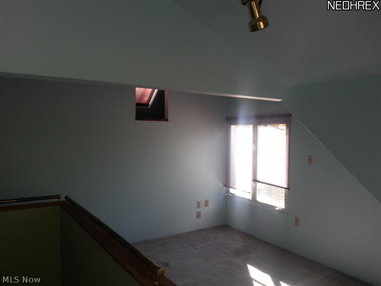 422 Howland Wilson Road Southeast Warren, OH 44484 - Photo 7 of 13 Gallery Image 7