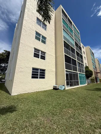 $267,500 | 111 Southeast 3rd Avenue, Unit 108, Dania Beach, FL 33004