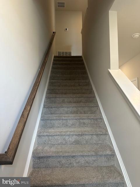 11 Anna Lane Westampton, NJ 08060 - Photo 12 of 28 a view of entryway