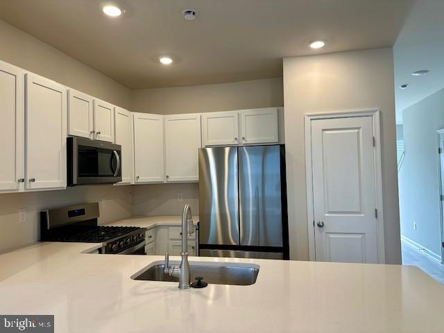 11 Anna Lane Westampton, NJ 08060 - Photo 9 of 28 a kitchen with stainless steel appliances granite countertop a refrigerator and a sink