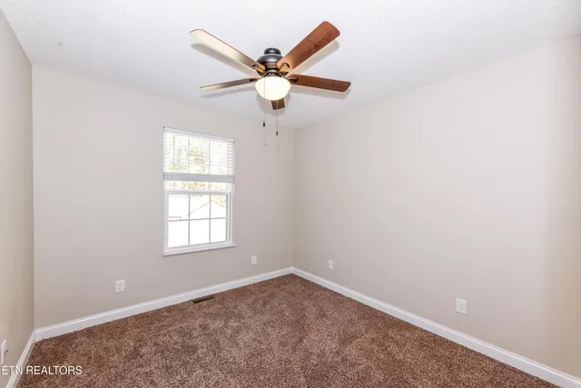 $369,999 | 2201 Ridgecrest Drive, Maryville, TN 37803