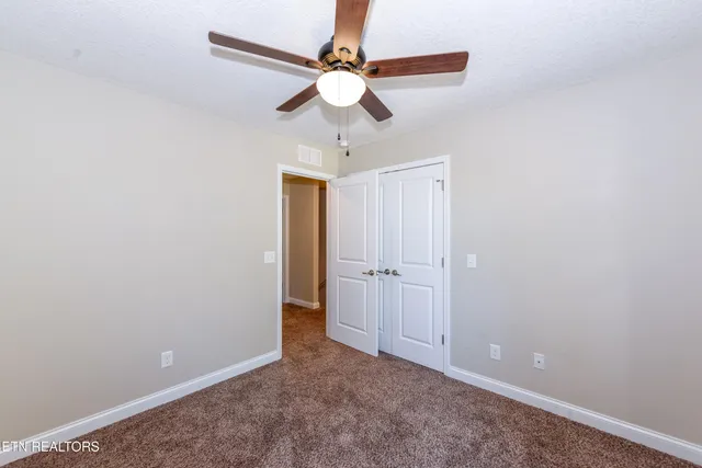 $369,999 | 2201 Ridgecrest Drive, Maryville, TN 37803