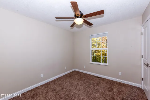 $369,999 | 2201 Ridgecrest Drive, Maryville, TN 37803