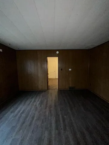 $1,300 | 19501 Woodingham Drive, Detroit, MI 48221