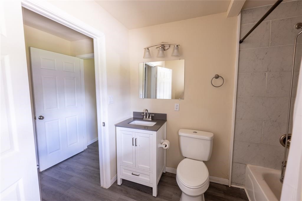 4942 Bataan Road Houston, TX 77033 - Photo 16 of 16