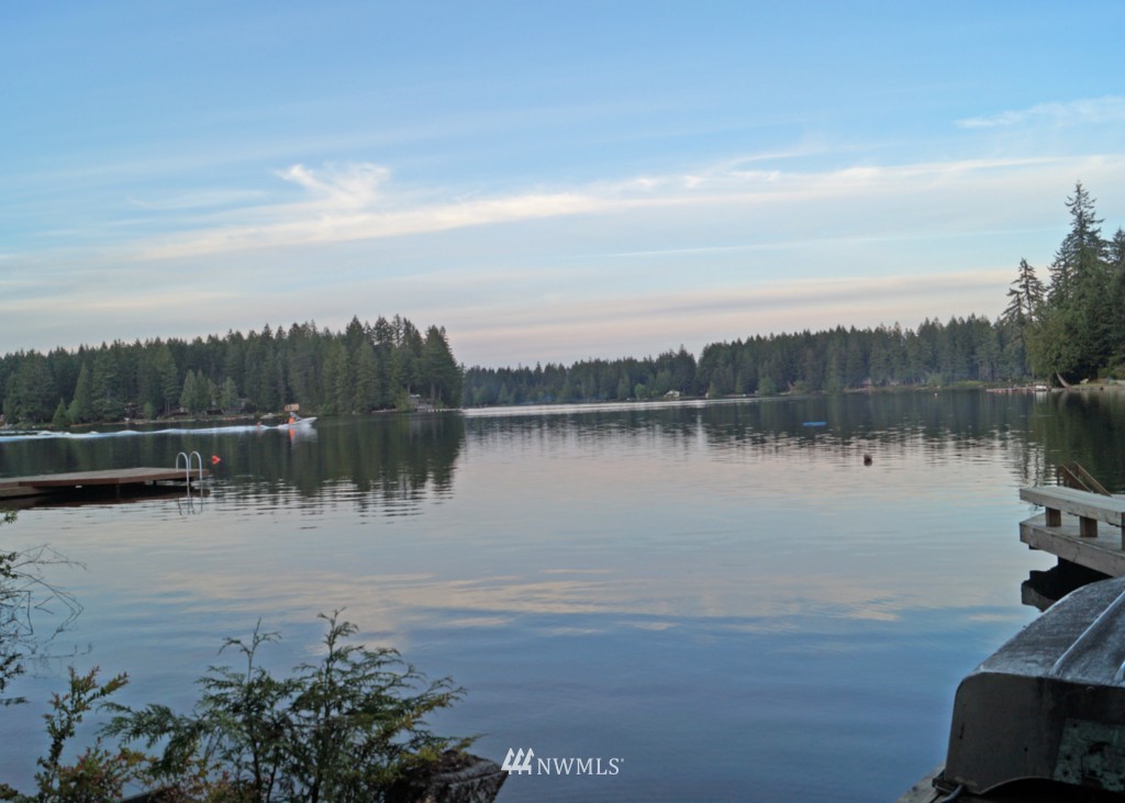 1820 East Phillips Lake Loop Road Shelton, WA 98584 - Photo 2 of 10 Gallery Image 2