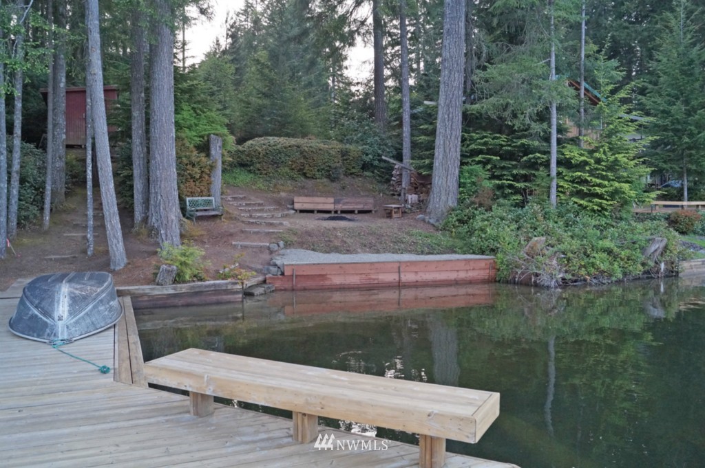 1820 East Phillips Lake Loop Road Shelton, WA 98584 - Photo 8 of 10 Gallery Image 8