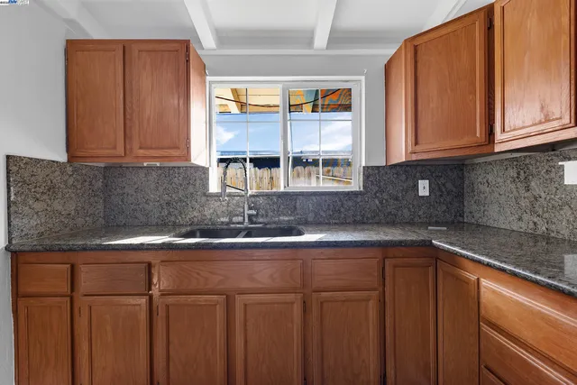 $650,000 | 27946 Pompano Avenue, Hayward, CA 94544