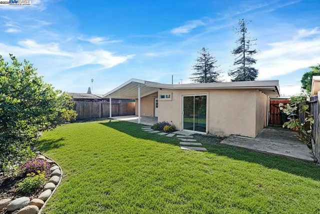 $650,000 | 27946 Pompano Avenue, Hayward, CA 94544
