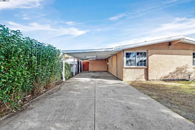 $650,000 | 27946 Pompano Avenue, Hayward, CA 94544