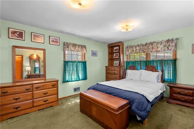 $325,000 | 603 Southeast 3rd Street, Lee's Summit, MO 64063