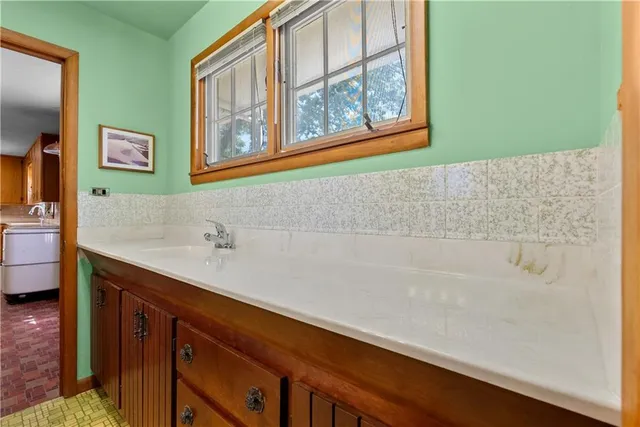 $325,000 | 603 Southeast 3rd Street, Lee's Summit, MO 64063