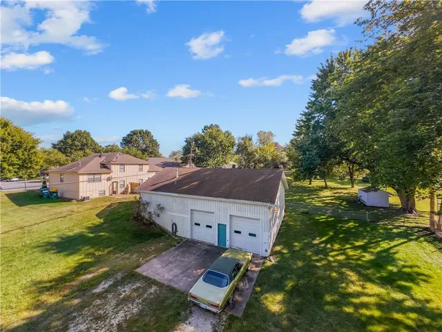 $325,000 | 603 Southeast 3rd Street, Lee's Summit, MO 64063