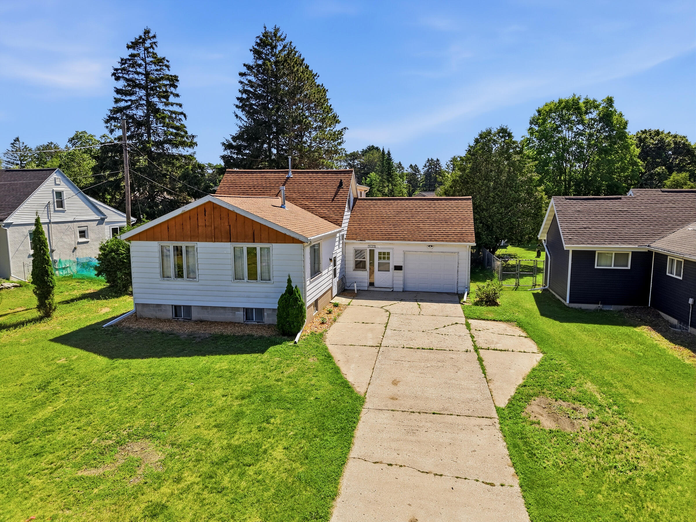 3823 Tannery Road Two Rivers, WI 54241 - Photo 1 of 40 3823TanneryRd-34
