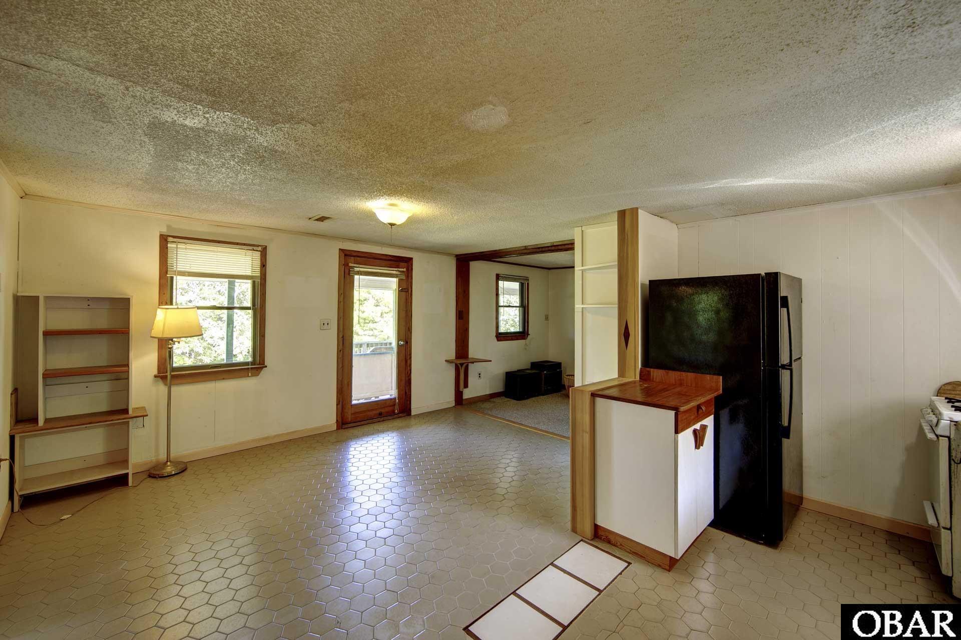 48216 Tyler Road Buxton, NC 27920 - Photo 8 of 20