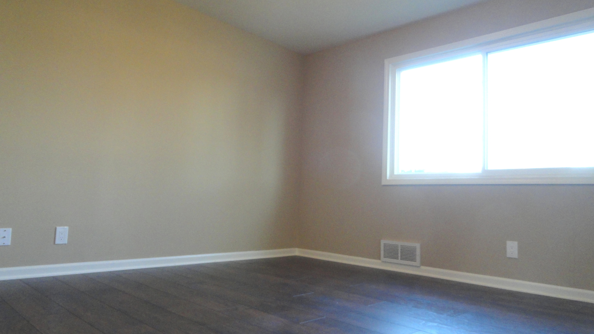 320 Iowa Avenue Addison, IL 60101 - Photo 11 of 21