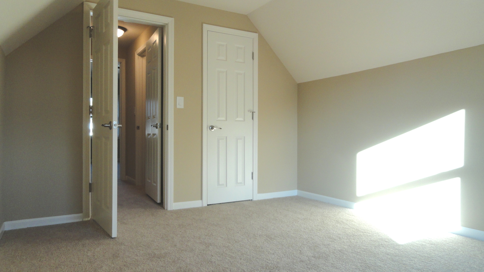 320 Iowa Avenue Addison, IL 60101 - Photo 14 of 21