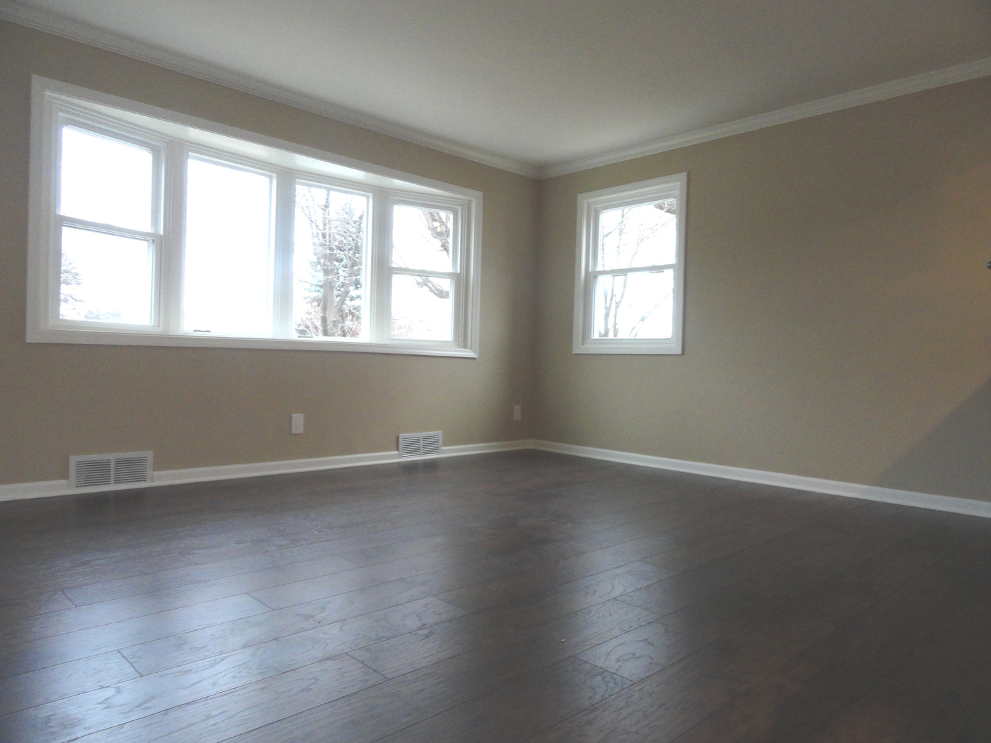 320 Iowa Avenue Addison, IL 60101 - Photo 9 of 21
