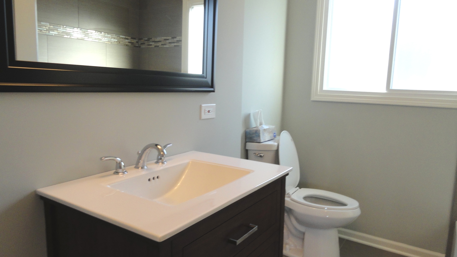 320 Iowa Avenue Addison, IL 60101 - Photo 10 of 21