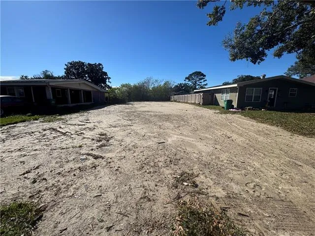 $105,000 | 8008 Versailles Street, Metairie, LA 70003