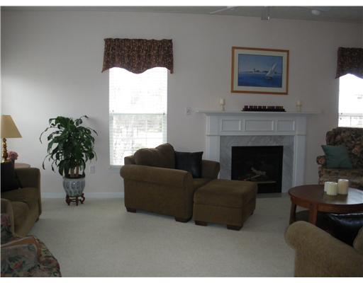 601 Hancock Court McKees Rocks, PA 15136 - Photo 3 of 18 Den/Family/Great Room.