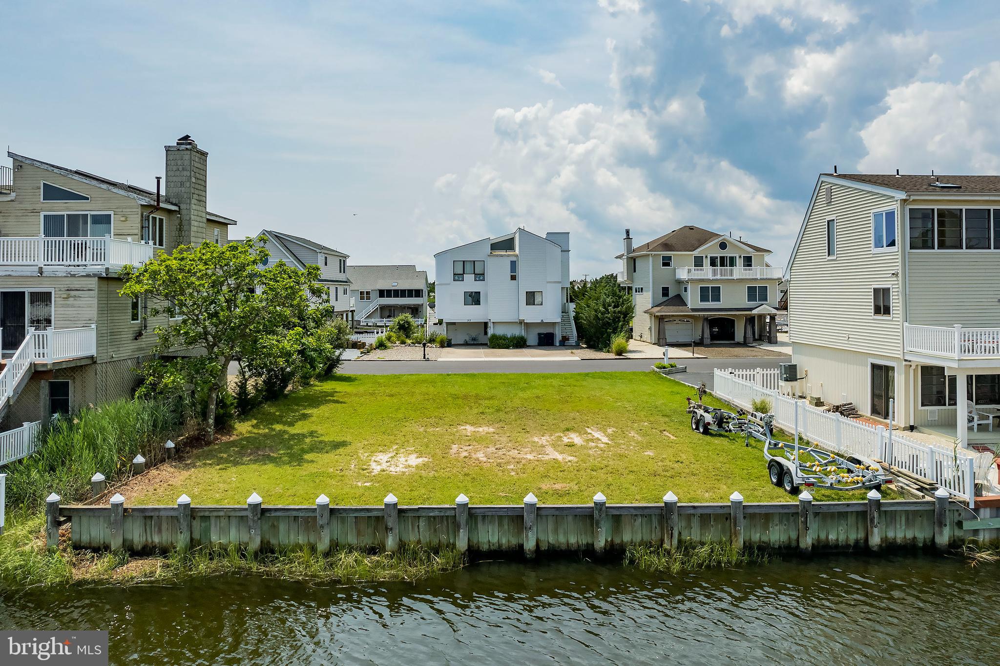 33 Maryland Road Tuckerton, NJ 08087 - Photo 6 of 22 Rear with bulkhead