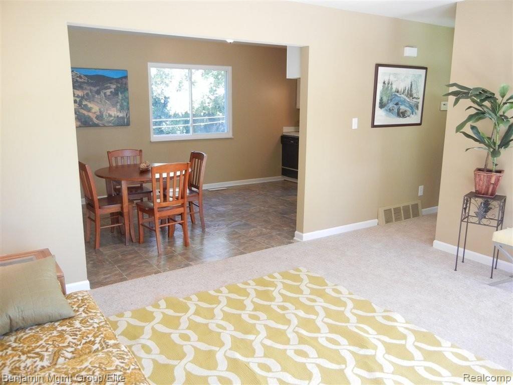 5290 Stanley Road Columbiaville, MI 48421 - Photo 3 of 10 living2.JPG