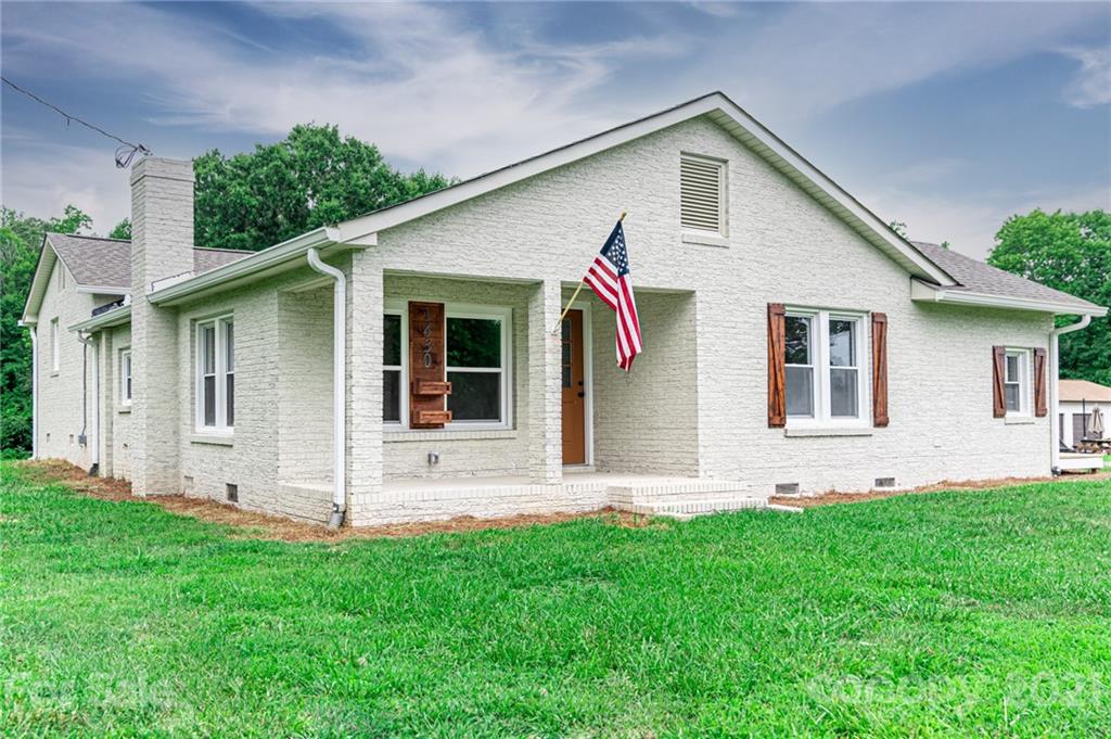 1430 Hart Road Woodleaf, NC 27054 - Photo 2 of 35 Gallery Image 2