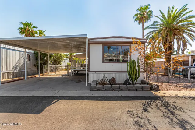 $49,900 | 19401 North 7th Street, Phoenix, AZ 85024