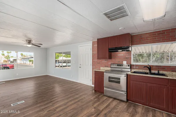$49,500 | 19401 North 7th Street, Unit 121, Phoenix, AZ 85024