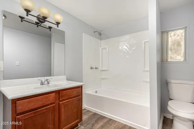 $49,900 | 19401 North 7th Street, Phoenix, AZ 85024