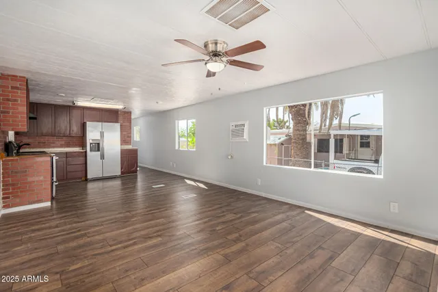 $49,900 | 19401 North 7th Street, Phoenix, AZ 85024