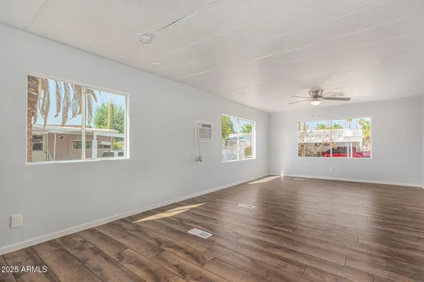 $49,500 | 19401 North 7th Street, Unit 121, Phoenix, AZ 85024