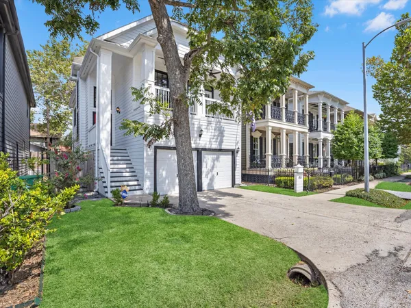 $3,850 | 403 East 25th Street, Houston, TX 77008