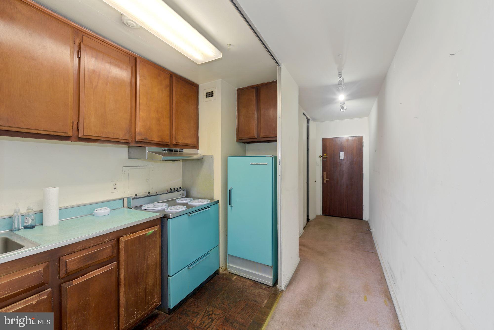 1425 4th Street Southwest, Unit A616 Washington, DC 20024 - Photo 13 of 25 KItchen