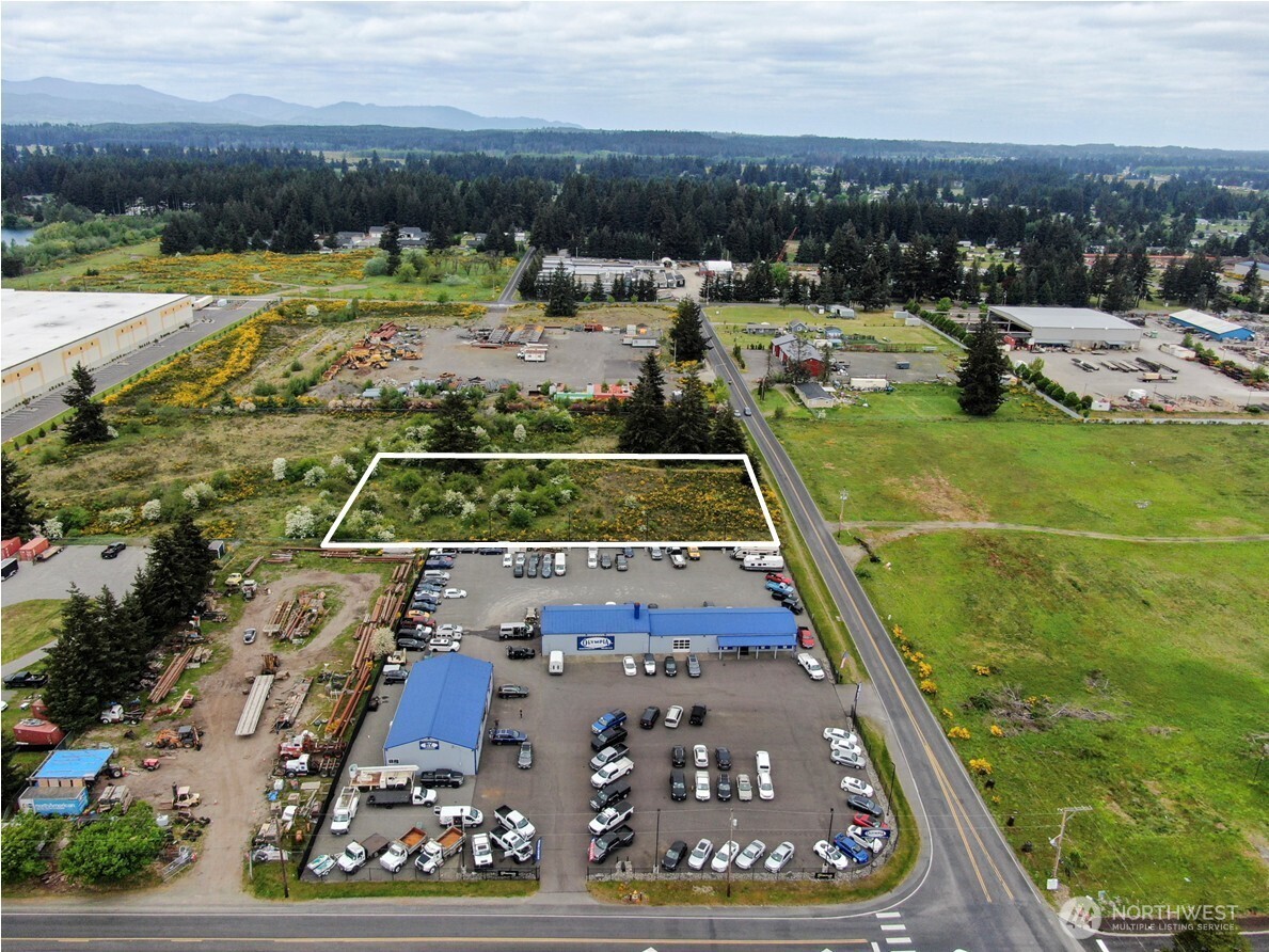 19445 Elderberry Street Southwest Rochester, WA 98579 - Photo 5 of 6 a view of a tennis ground
