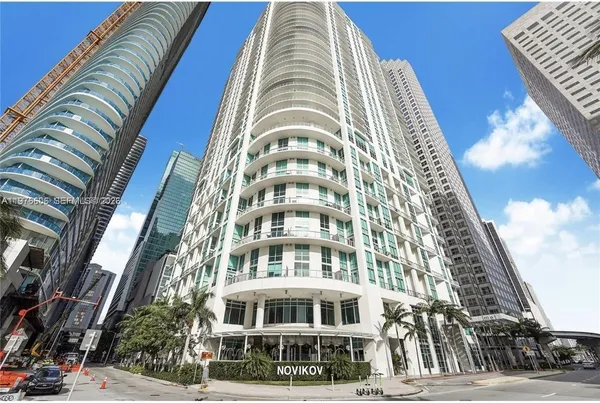 $3,800 | 300 South Biscayne Boulevard, Unit T1404, Miami, FL 33131