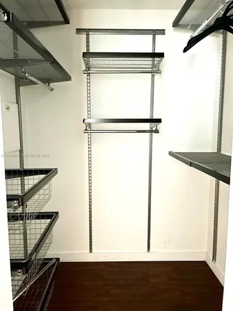 $3,800 | 300 South Biscayne Boulevard, Unit T1404, Miami, FL 33131