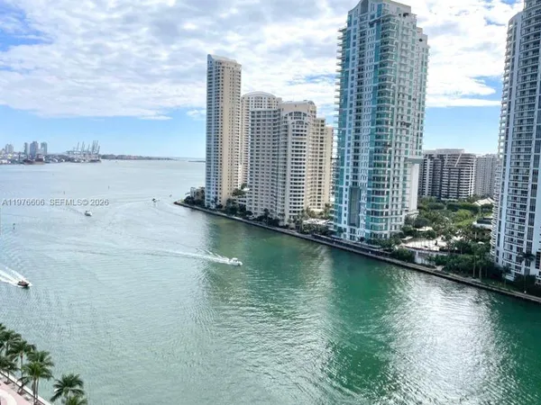$3,800 | 300 South Biscayne Boulevard, Unit T1404, Miami, FL 33131