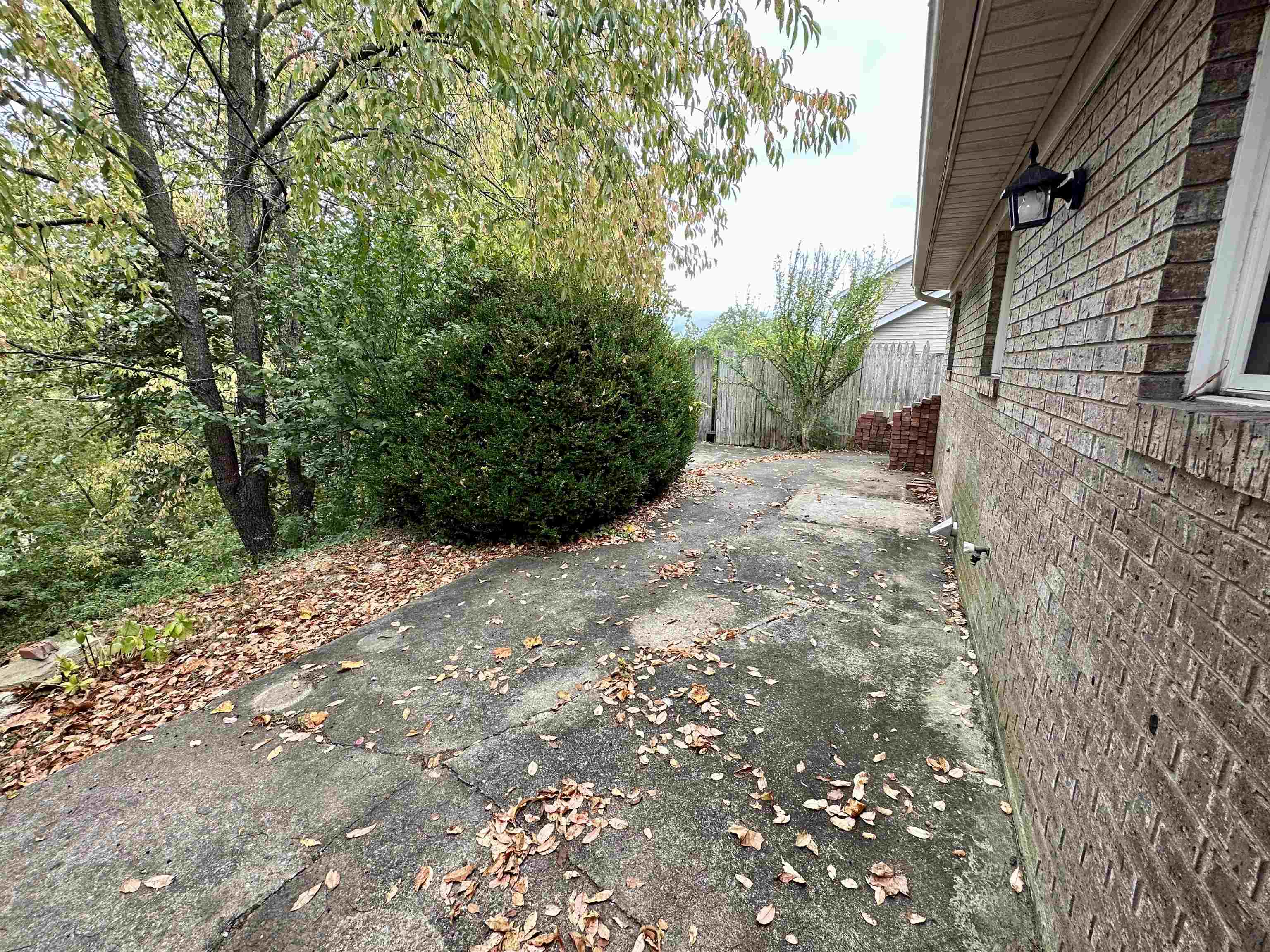 1027 Chippewa Road Ashland, KY 41102 - Photo 24 of 26