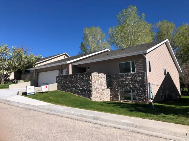 $649,900 | 624 West Hogerson Street, Buffalo, WY 82834