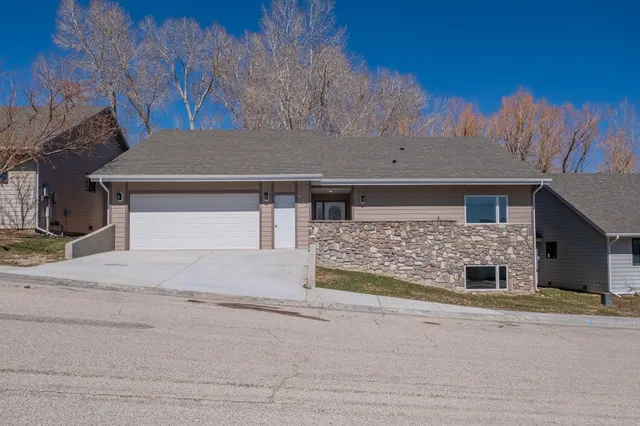 $649,900 | 624 West Hogerson Street, Buffalo, WY 82834