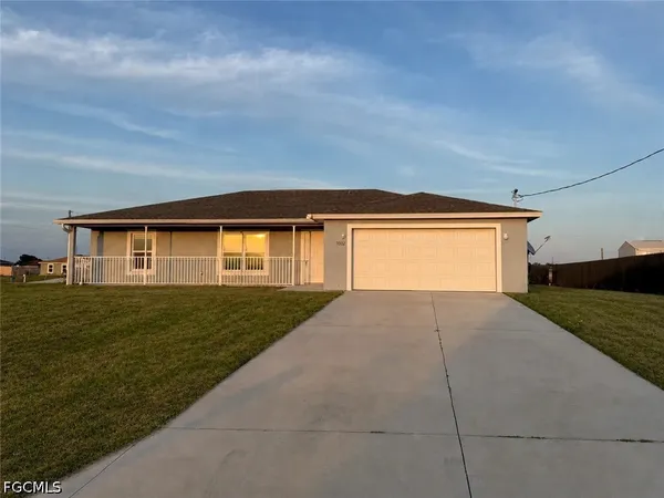 $2,200 | 7002 Waldo Circle, LaBelle, FL 33935