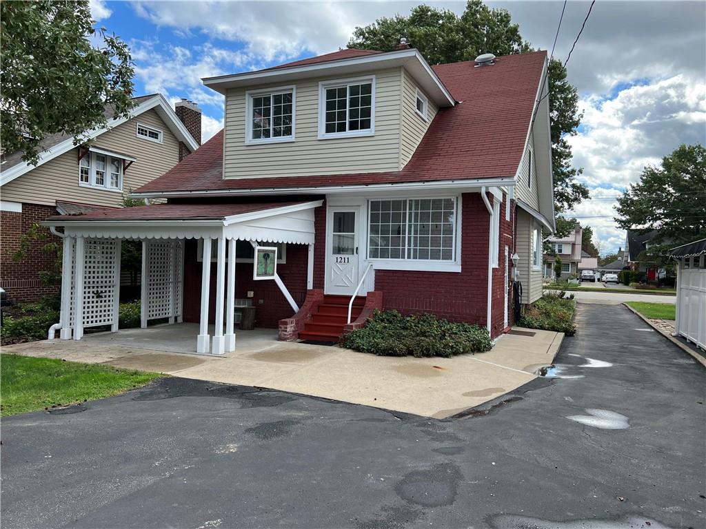 1211 Freeport Road Natrona Heights, PA 15065 - Photo 2 of 22 Gallery Image 2