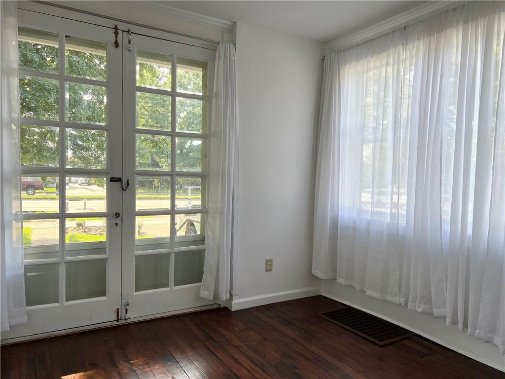 1211 Freeport Road Natrona Heights, PA 15065 - Photo 9 of 22 Gallery Image 9