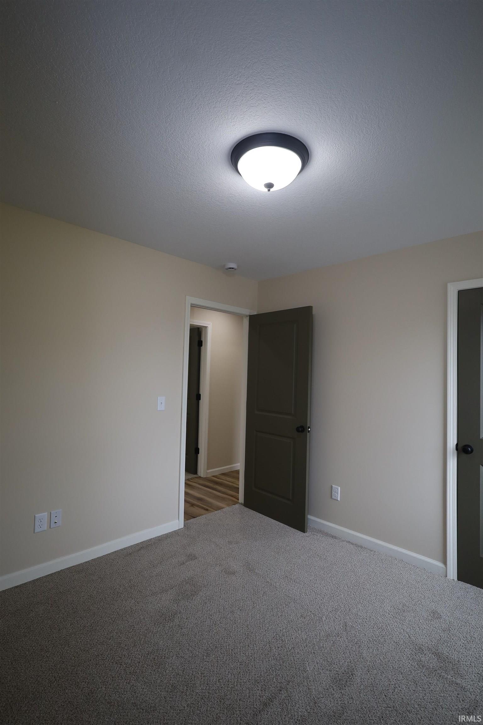 1626 Howell Street Fort Wayne, IN 46808 - Photo 11 of 32