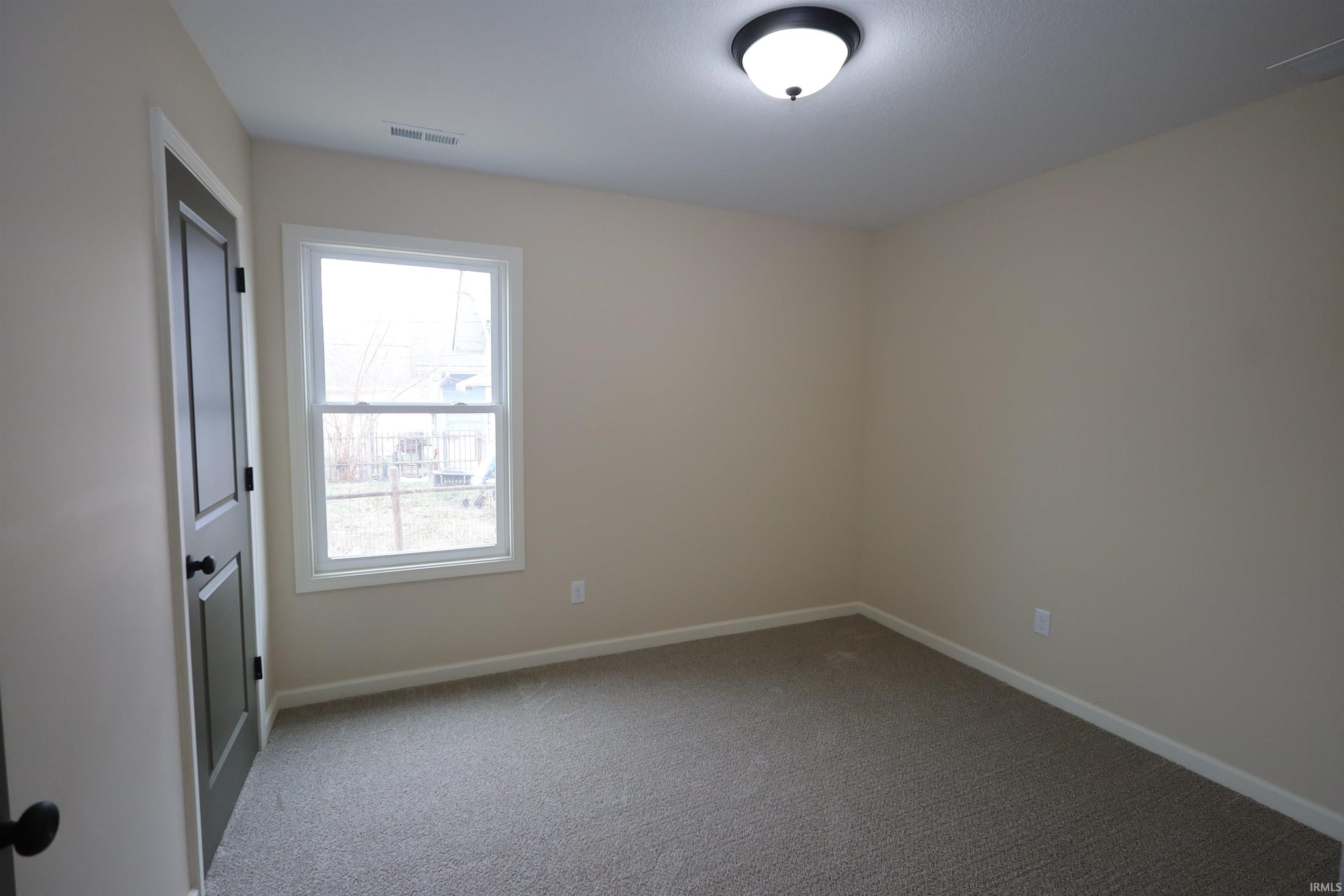 1626 Howell Street Fort Wayne, IN 46808 - Photo 7 of 32