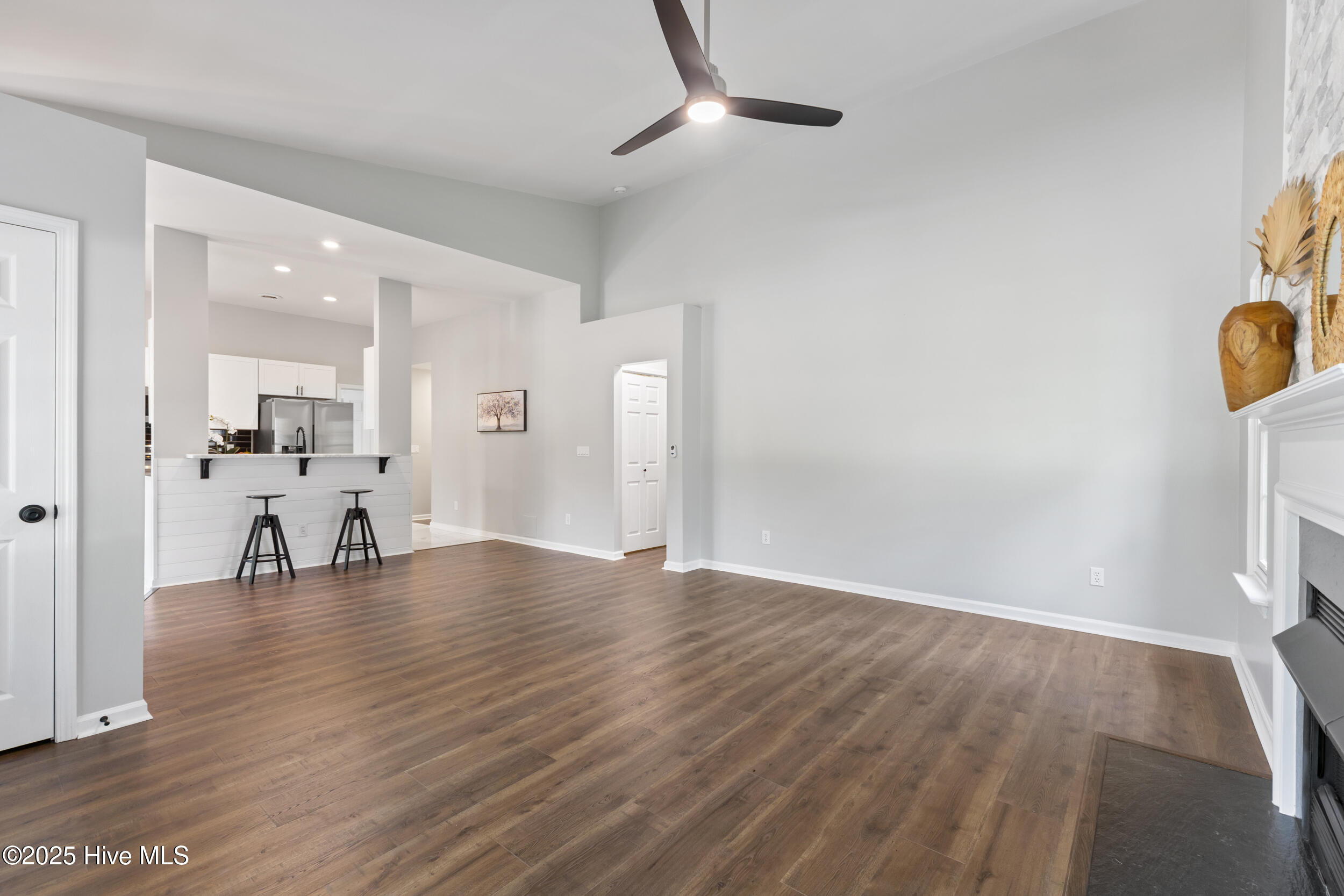 2408 Sapling Circle Wilmington, NC 28411 - Photo 10 of 38 6_501a3552